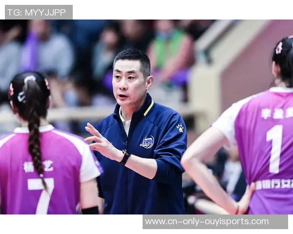 天津需重建：中生代一个不留，大力培养青年队员！陈方应该下课